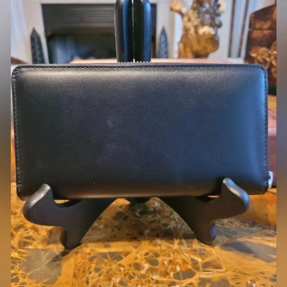 Gucci Blade long zip around wallet - Picture 2 of 9